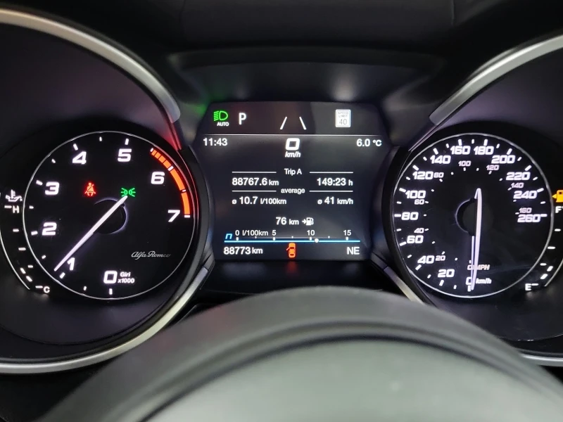 Alfa Romeo Stelvio * VELOCE* AWD* PANO* DISTRONIC* KAMERA* PODGREV* , снимка 10 - Автомобили и джипове - 52724073