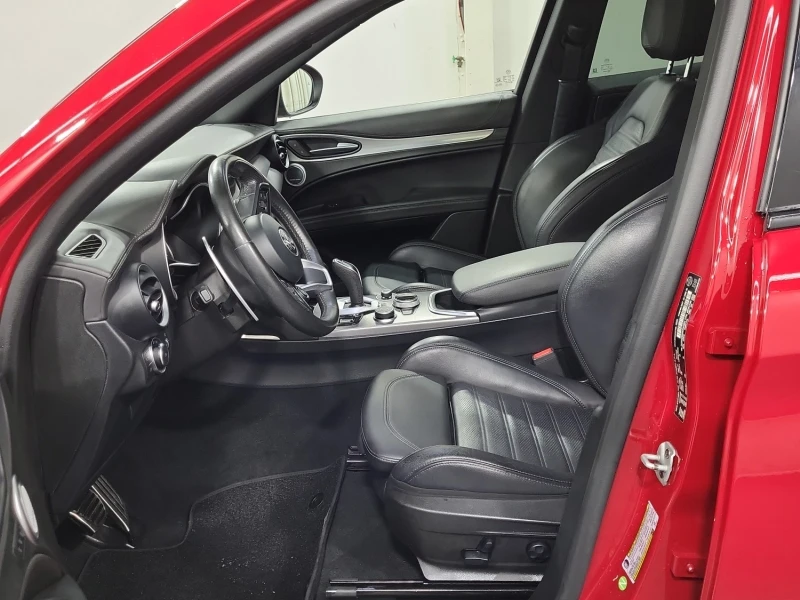 Alfa Romeo Stelvio * VELOCE* AWD* PANO* DISTRONIC* KAMERA* PODGREV* , снимка 7 - Автомобили и джипове - 52724073