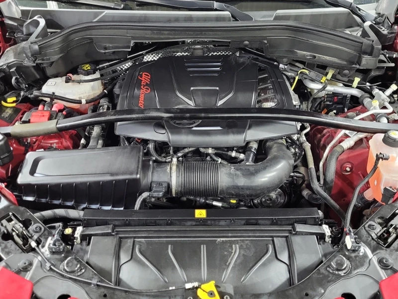 Alfa Romeo Stelvio * VELOCE* AWD* PANO* DISTRONIC* KAMERA* PODGREV* , снимка 13 - Автомобили и джипове - 52724073