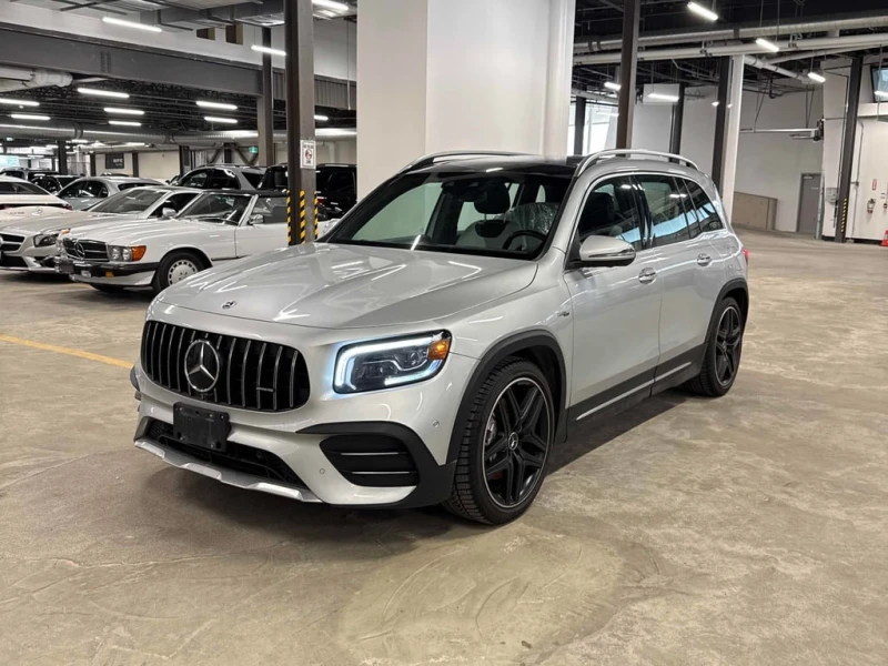 Mercedes-Benz GLB * AMG 35 * CARFAX * БЕЗ ПЪРВОНАЧАЛНА ВНОСКА