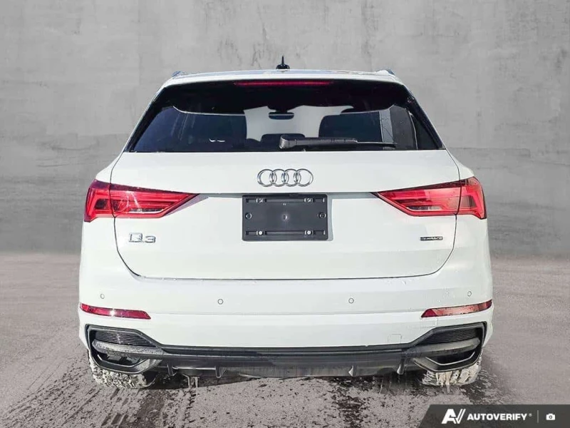 Audi Q3 * Progressiv | Apple CarPlay | Leather | Moonroof , снимка 9 - Автомобили и джипове - 53526231