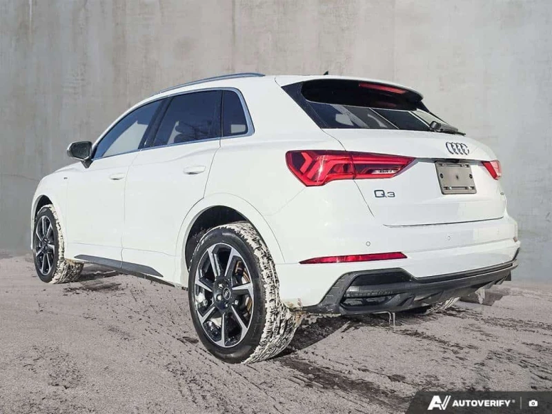 Audi Q3 * Progressiv | Apple CarPlay | Leather | Moonroof , снимка 7 - Автомобили и джипове - 53526231