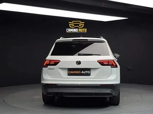 VW Tiguan 2.0, снимка 13 - Автомобили и джипове - 53375121