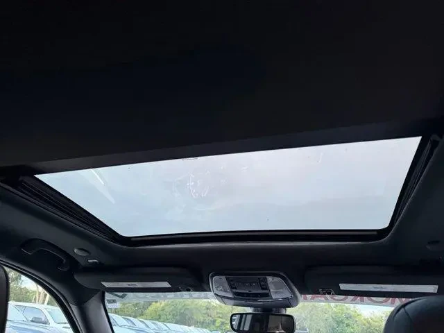 Jeep Grand cherokee Overland, снимка 16 - Автомобили и джипове - 54809700