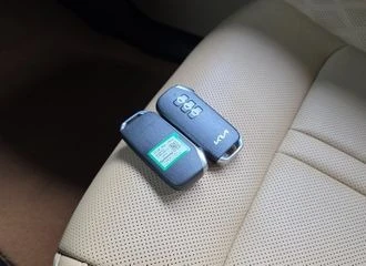 Kia Sorento * ДИСТРОНИК * ОБДУХВАНЕ * 360 КАМЕРА * , снимка 8 - Автомобили и джипове - 55474347
