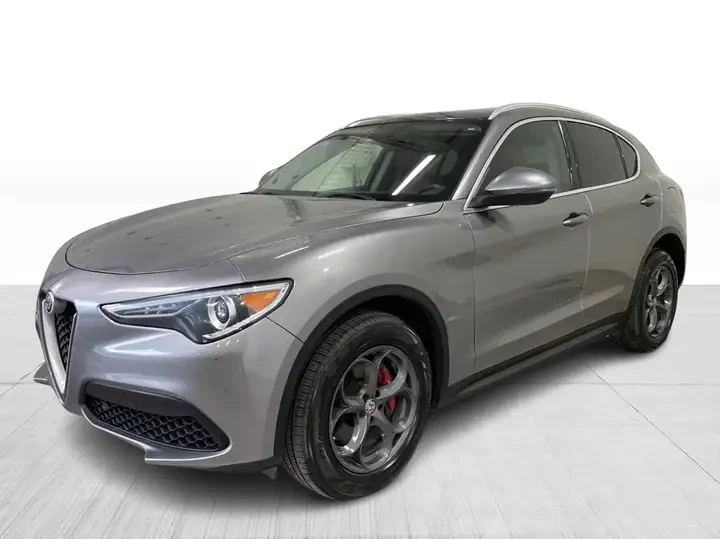 Alfa Romeo Stelvio AWD/КАМЕРИ/ПОДГРЕВ/КРАЙНА ЦЕНА
