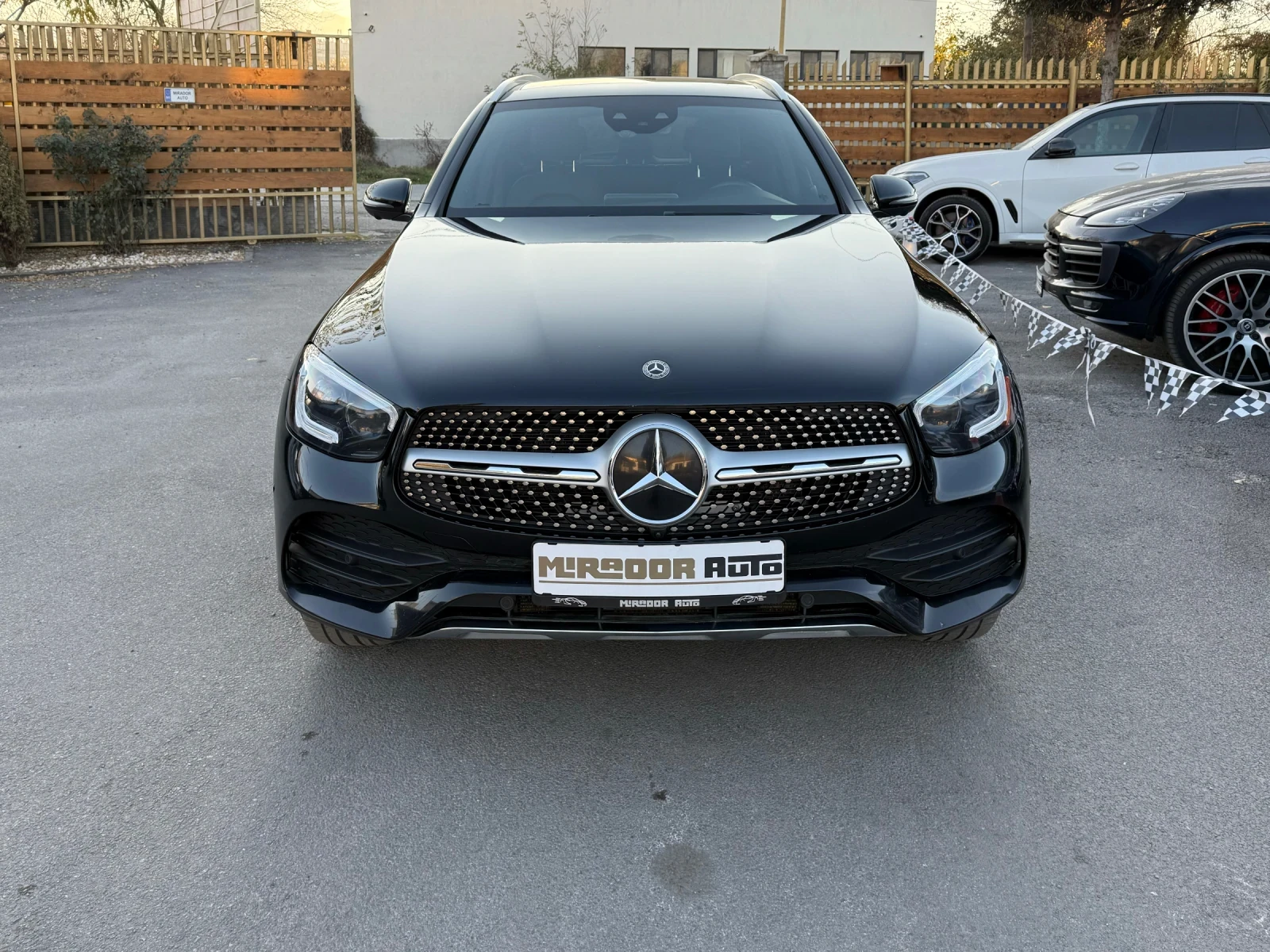 Mercedes-Benz GLC 300 Digital AMG 4-Matic - изображение 2