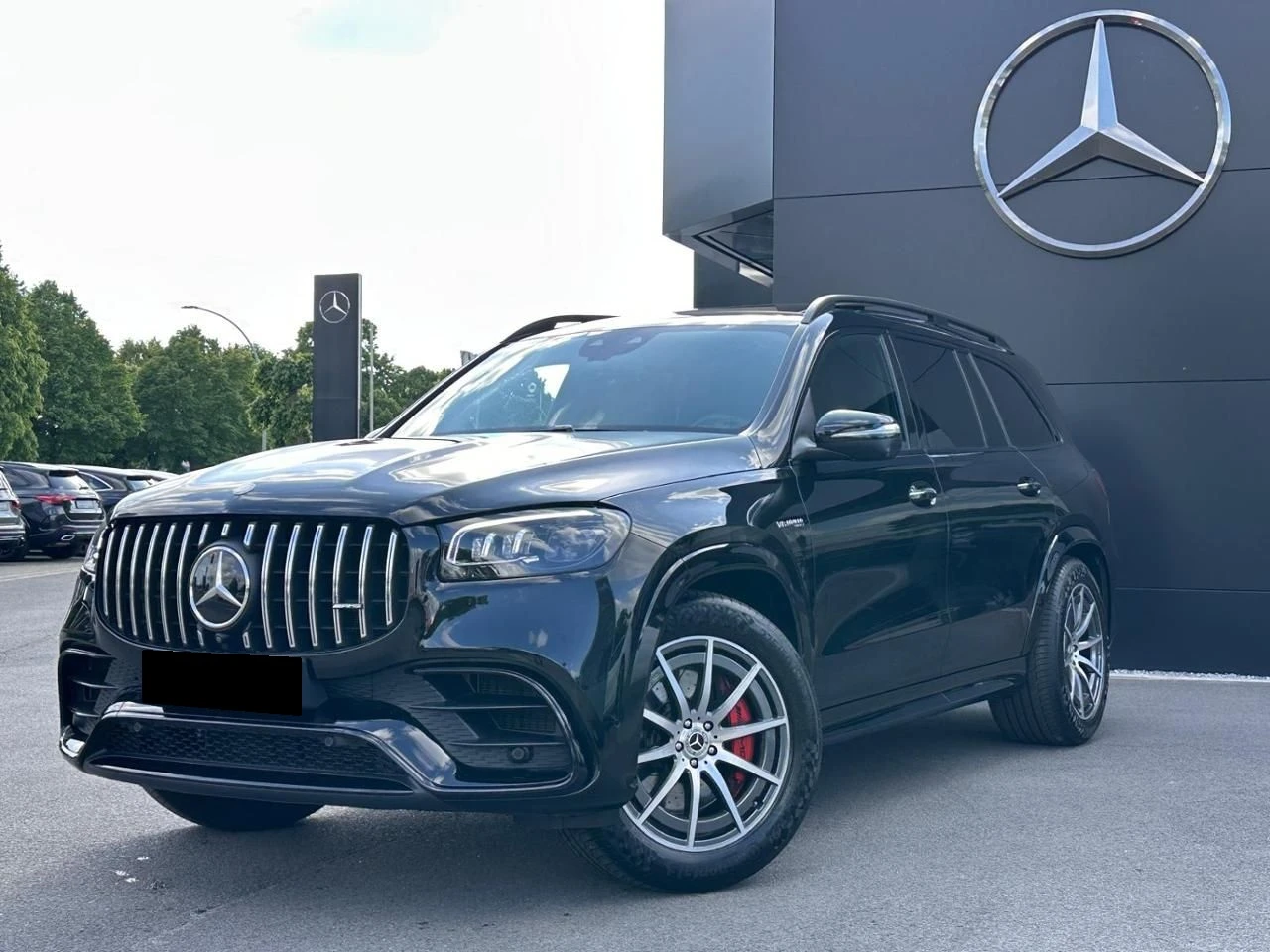 Mercedes-Benz GLS 63 AMG /FACELIFT/NIGHT/BURM/PANO/HEAD UP/360/ACTIVE RIDE/ - изображение 3