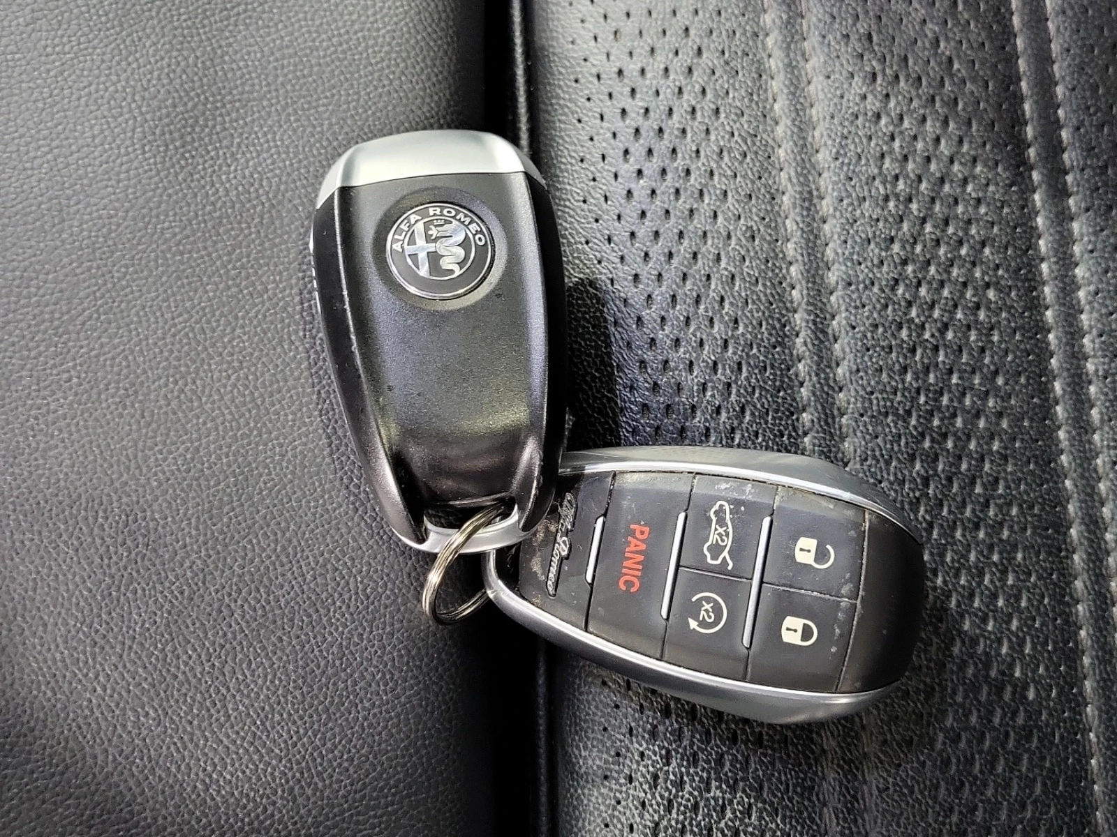 Alfa Romeo Stelvio * VELOCE* AWD* PANO* DISTRONIC* KAMERA* PODGREV*  | Mobile.bg   12