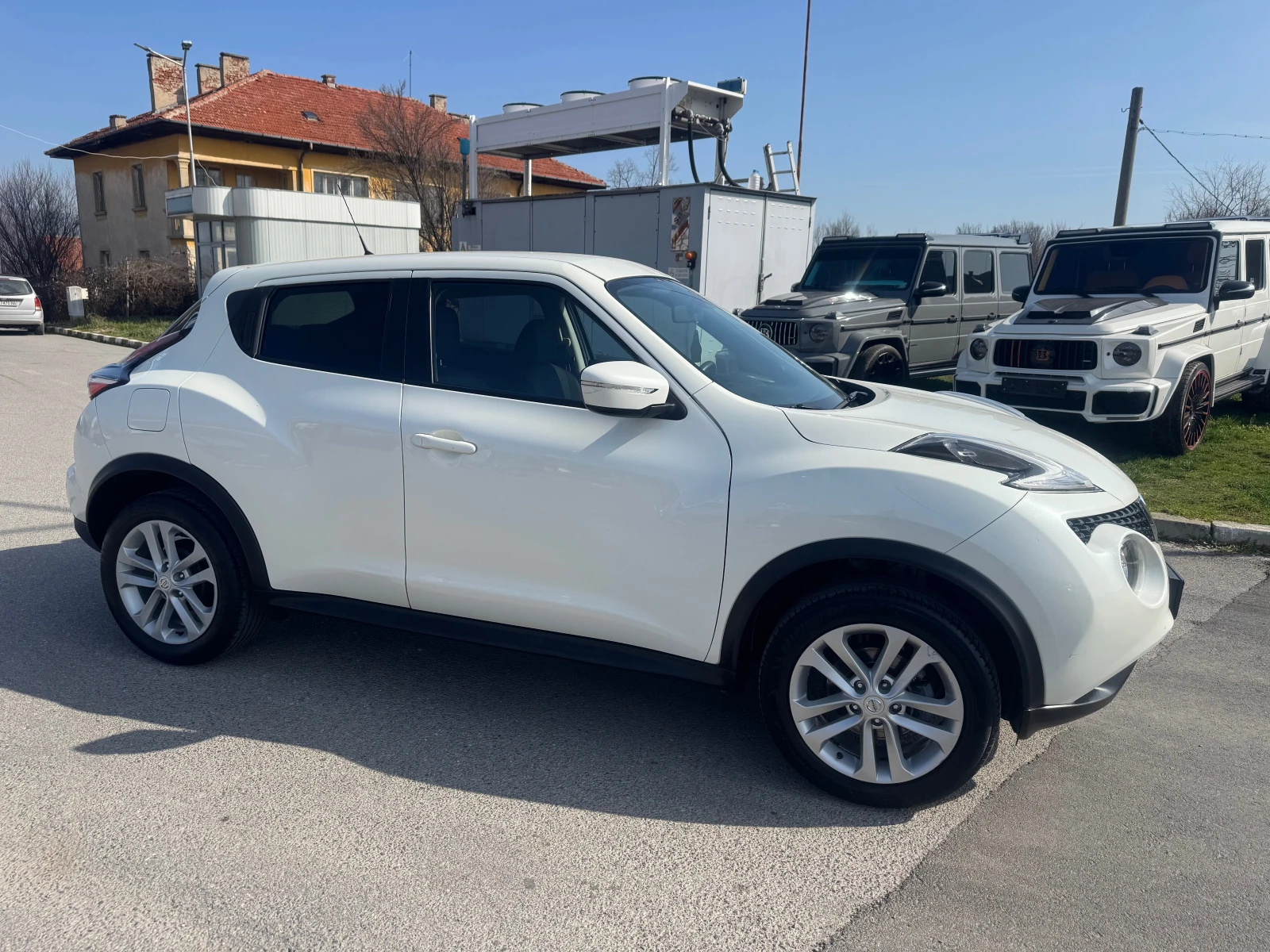 Nissan Juke 1.6 i Газов Инжекцион EURO 6, снимка 4 - Автомобили и джипове - 53768641
