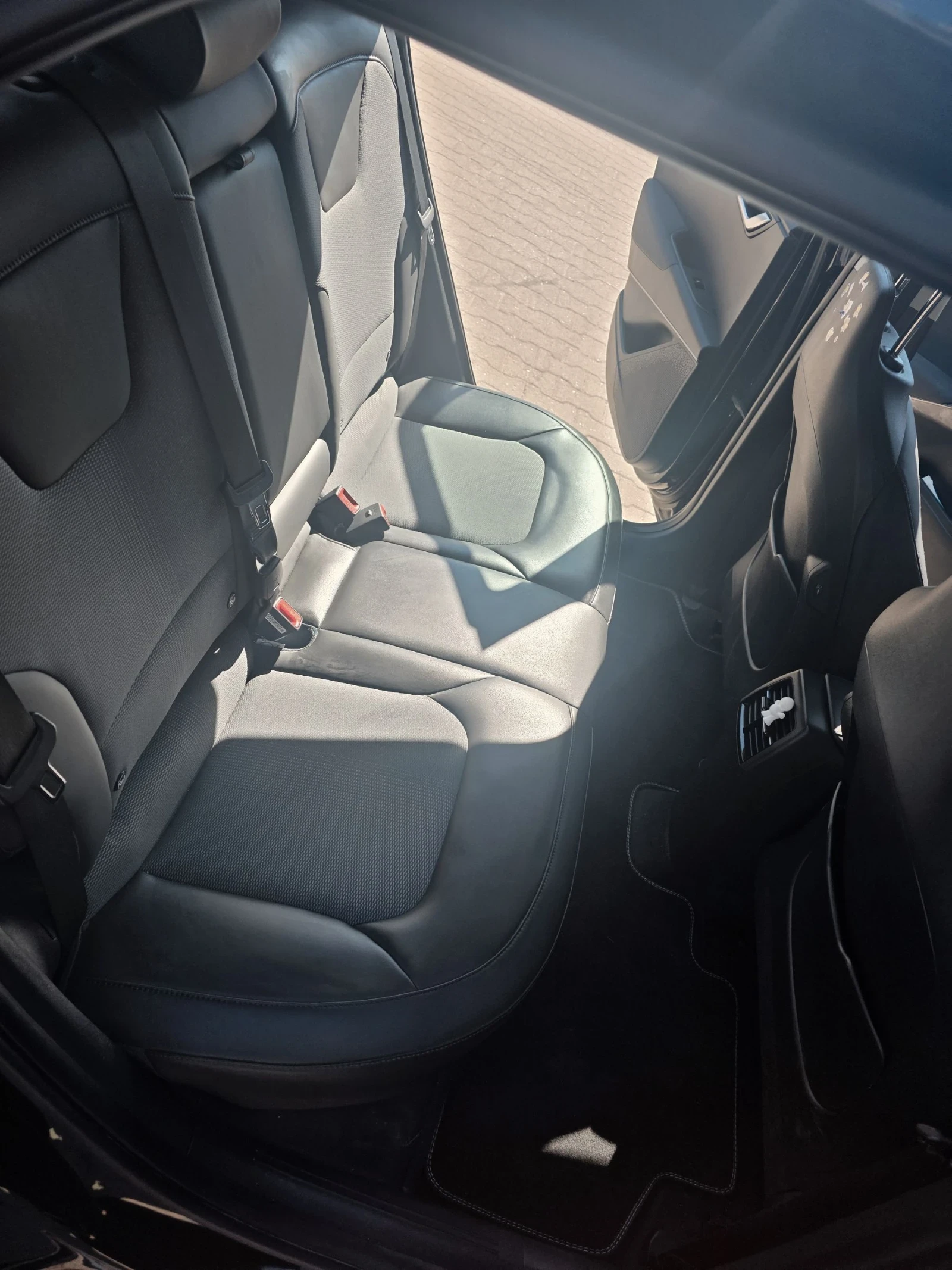 Kia Niro, снимка 5 - Автомобили и джипове - 54310962