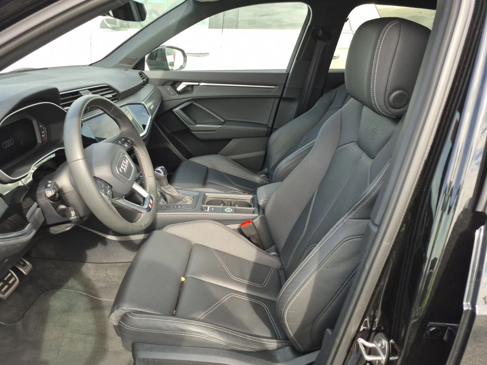 Audi Q3  S line Premium Plus 45 TFSI quattro, снимка 9 - Автомобили и джипове - 54483900