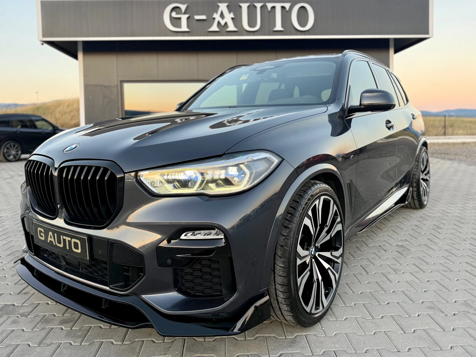 BMW X5 Панорама(звездно небе)   CraftedClarity(Swarovski)