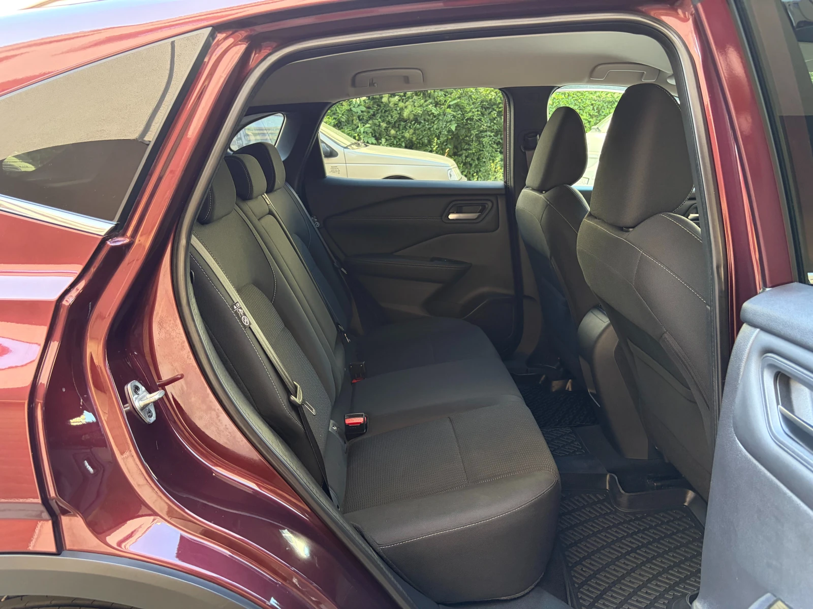 Nissan Qashqai 1.3 DIG-T Mild Hybrid Acenta Premium- в Гаранция, снимка 14 - Автомобили и джипове - 55479874