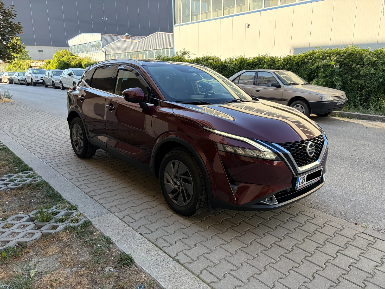 Nissan Qashqai 1.3 DIG-T Mild Hybrid Acenta Premium- в Гаранция, снимка 2 - Автомобили и джипове - 55479874