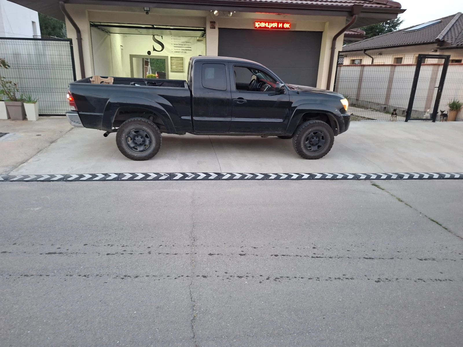 Toyota Tacoma газ/бензин, снимка 3 - Автомобили и джипове - 55646286