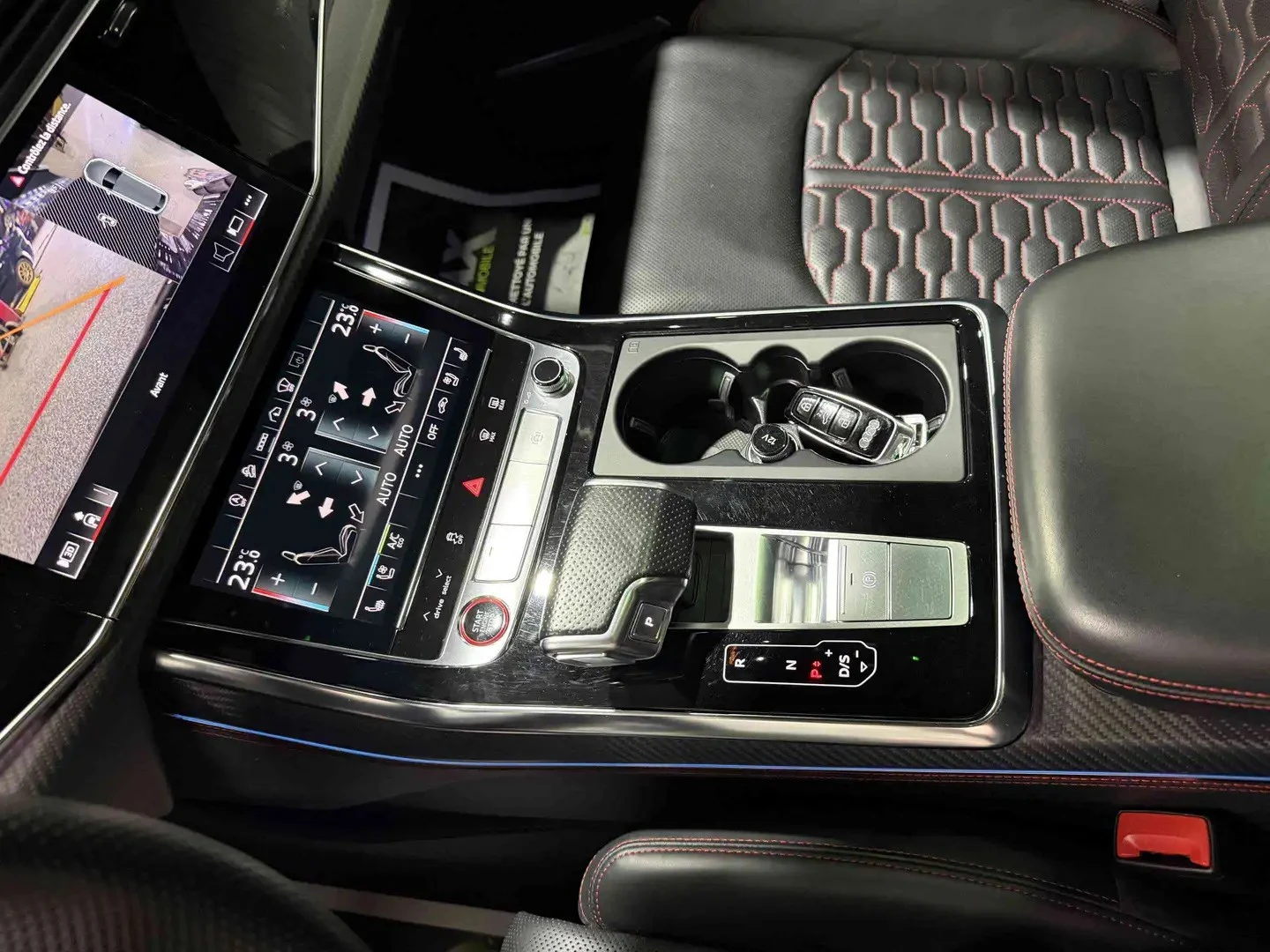 Audi RSQ8 TECHNIK ЦЕНА ДО БЪЛГАРИЯ АВТОКРЕДИТ, снимка 13 - Автомобили и джипове - 55927829