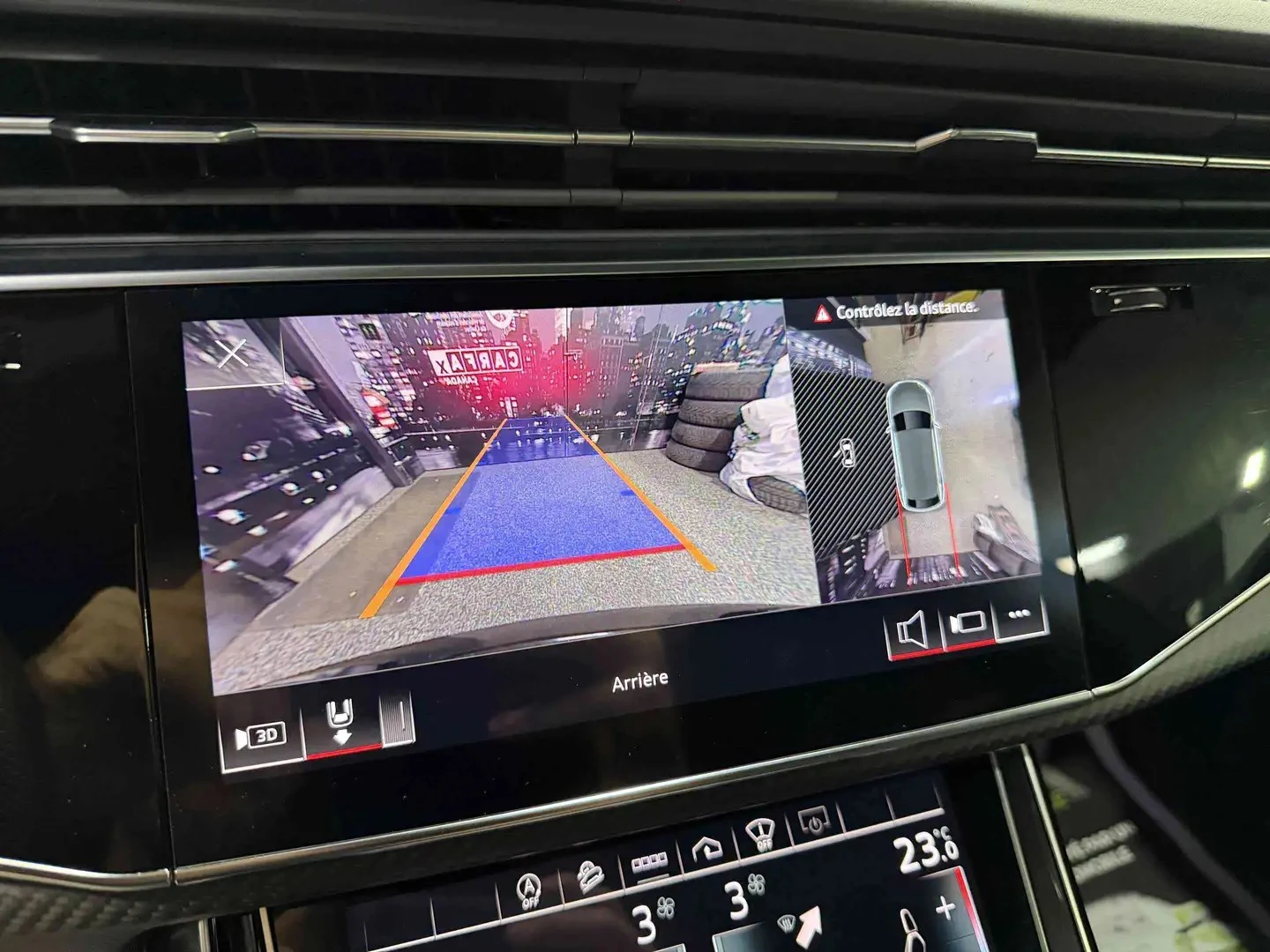 Audi RSQ8 TECHNIK ЦЕНА ДО БЪЛГАРИЯ АВТОКРЕДИТ, снимка 11 - Автомобили и джипове - 55927829