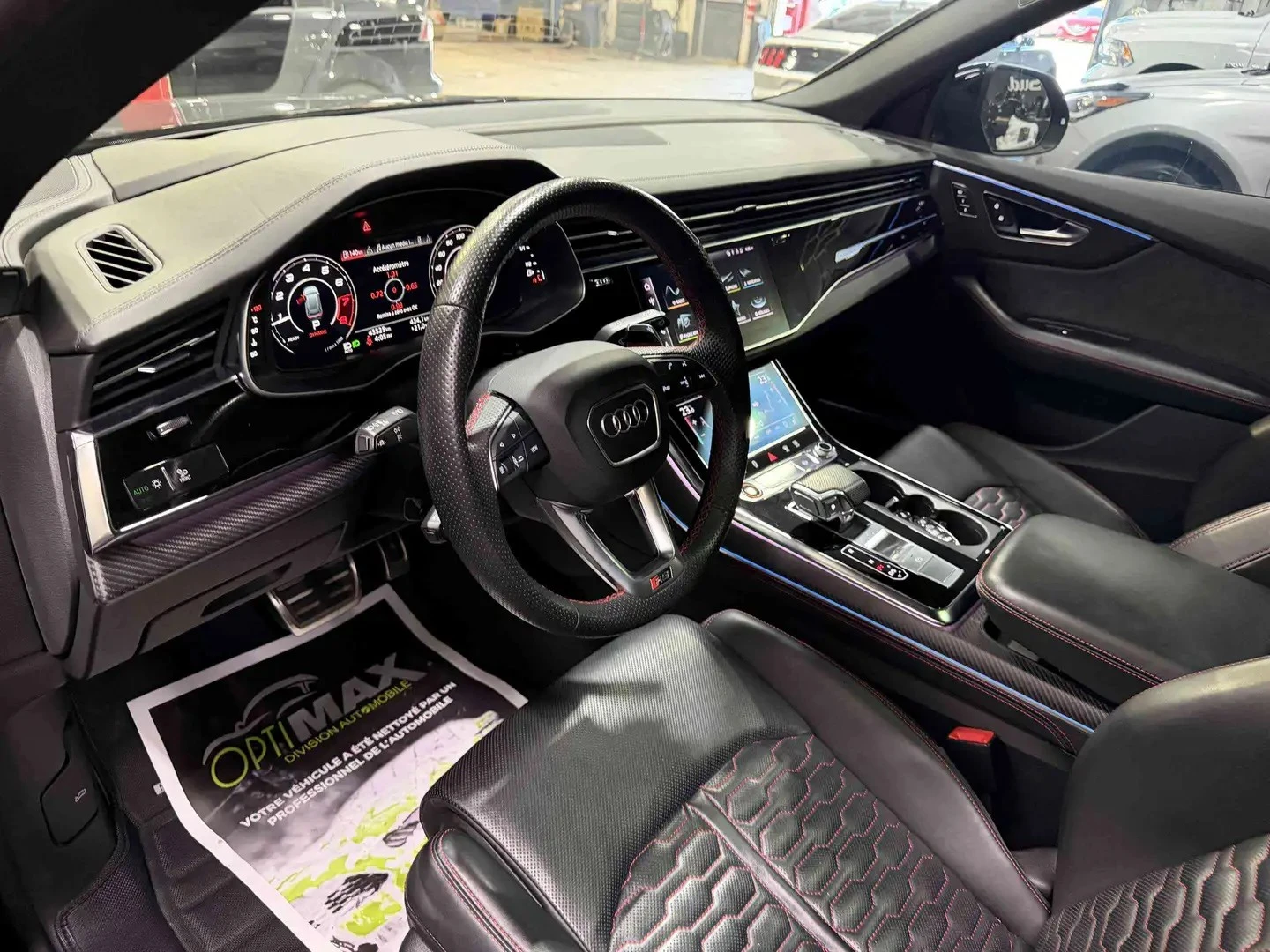 Audi RSQ8 TECHNIK ЦЕНА ДО БЪЛГАРИЯ АВТОКРЕДИТ, снимка 7 - Автомобили и джипове - 55927829