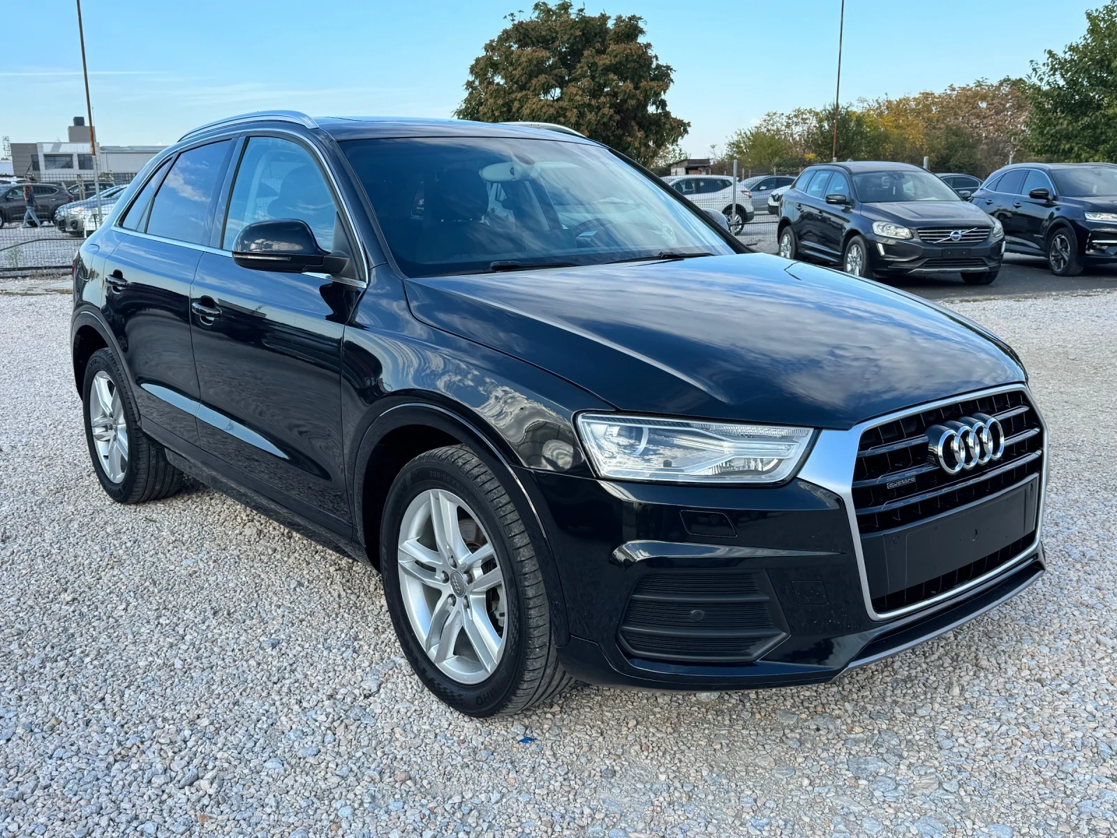 Audi Q3 2.0TDI QUATTRO, снимка 3 - Автомобили и джипове - 56441673