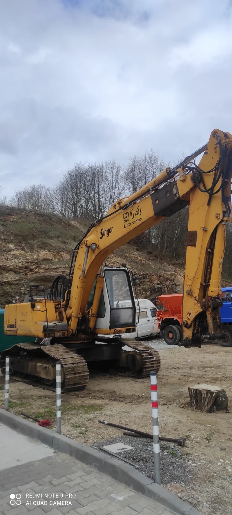 Багер Liebherr R914