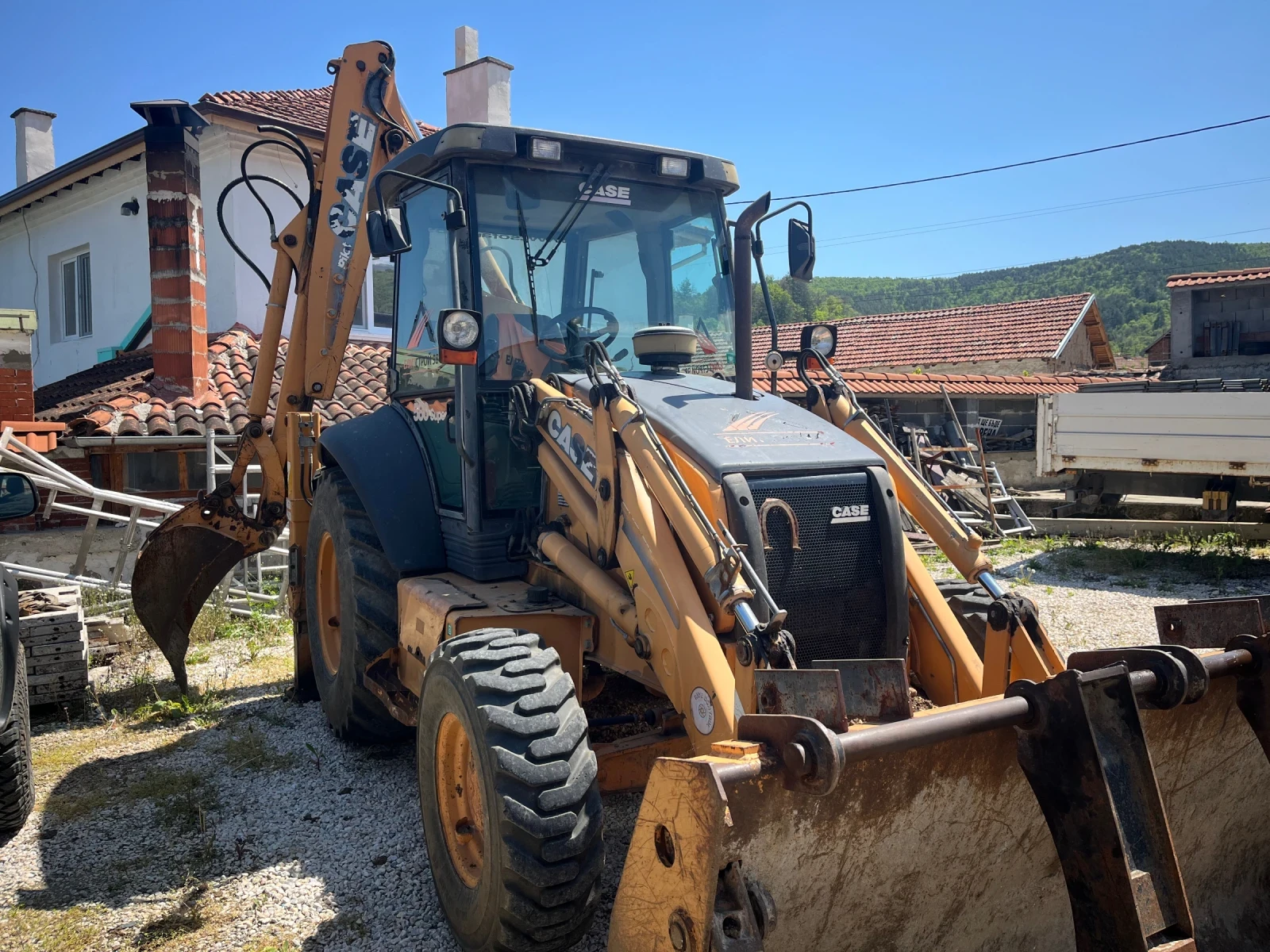 Багер Case 580, снимка 5 - Индустриална техника - 54345396