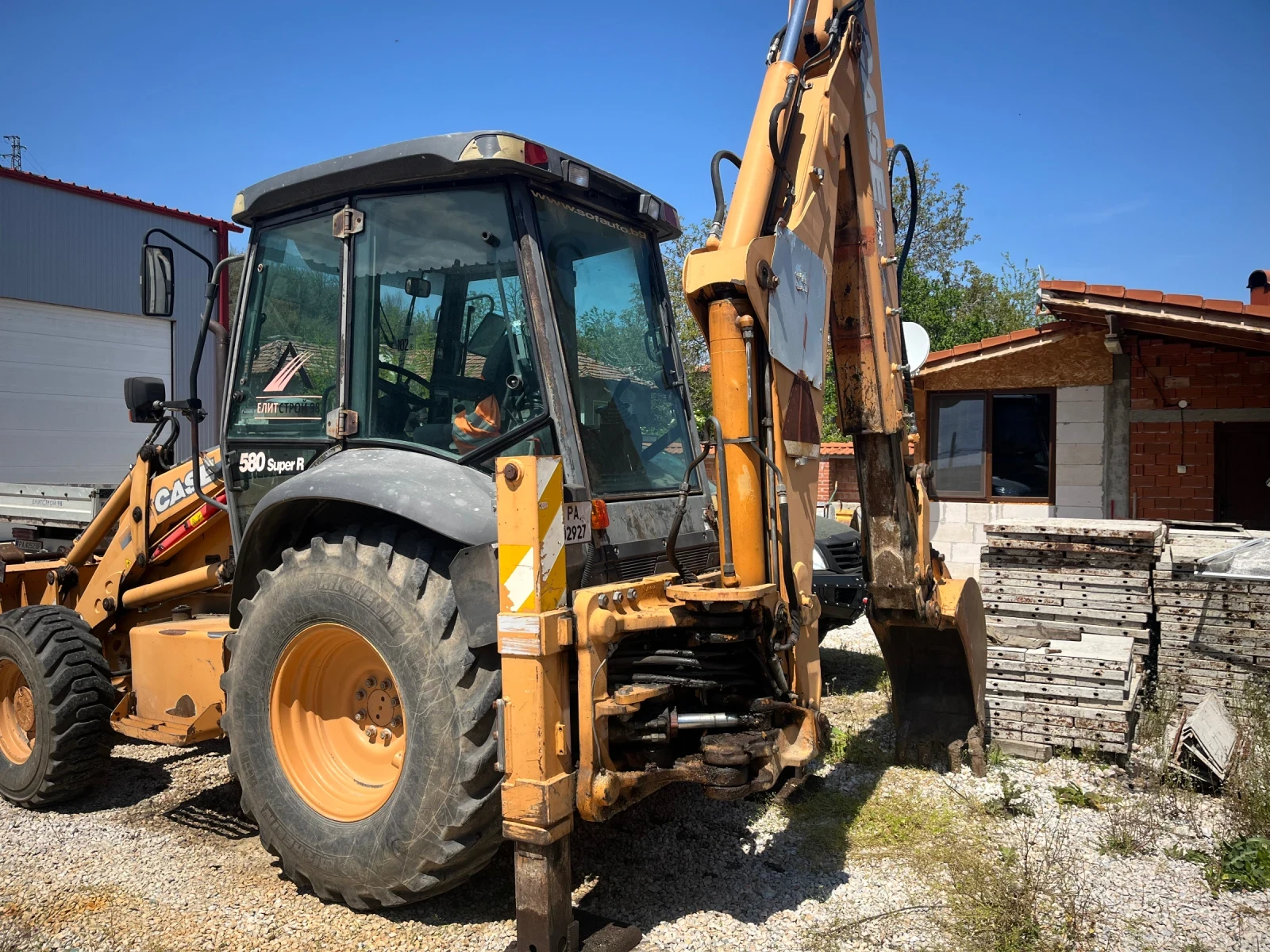 Багер Case 580, снимка 2 - Индустриална техника - 54345396