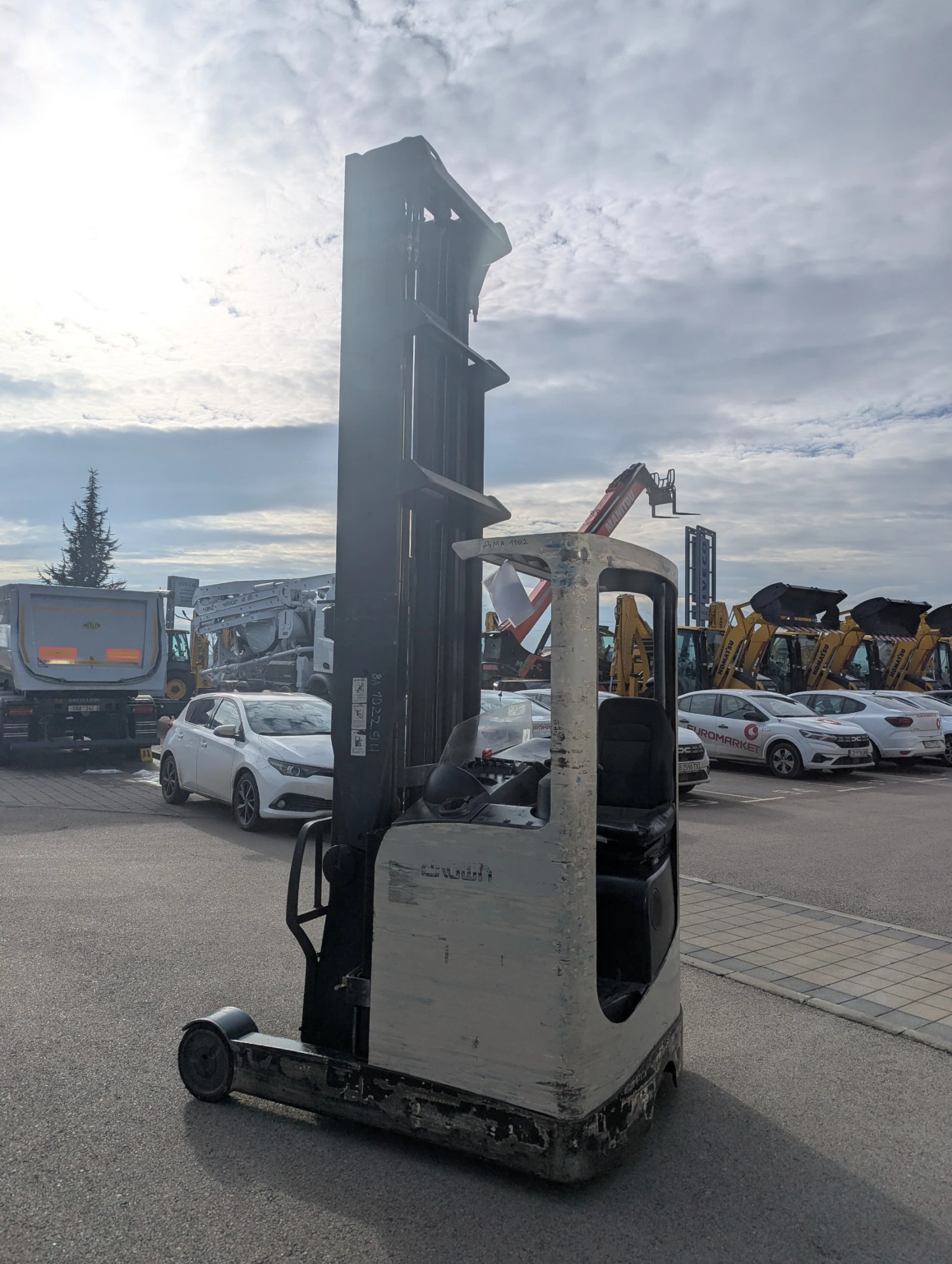 ���������� Crown | Mobile.bg � ����������� 4