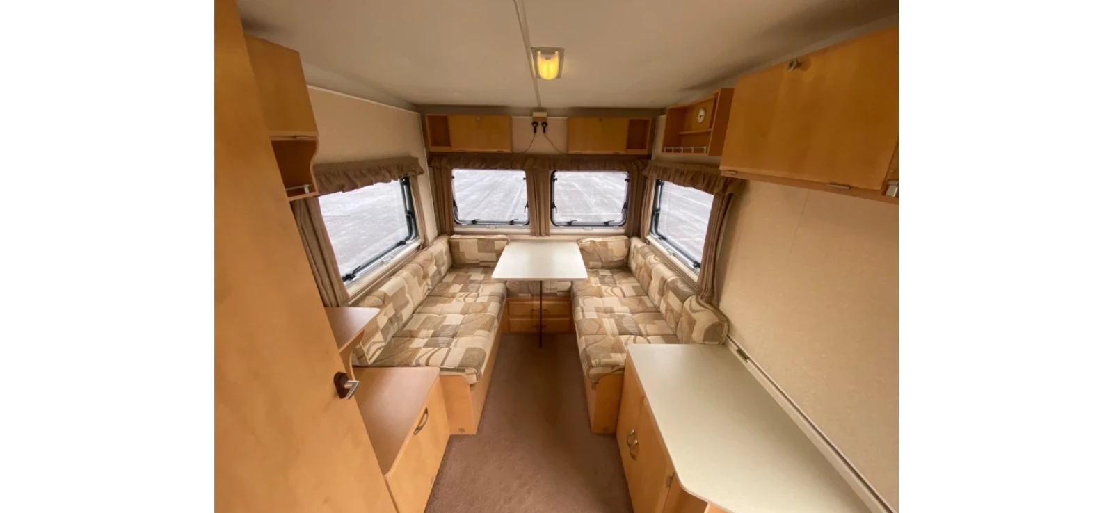 Каравана Други Gobur Carosel 12/2 TD, снимка 10 - Каравани и кемпери - 54489963
