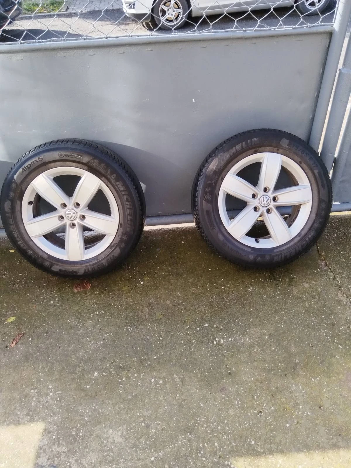 ���� � ������ 215/65R17 �� VW Tiguan | Mobile.bg � ����������� 2