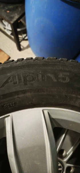 Гуми с джанти Michelin 215/65R17, снимка 5 - Гуми и джанти - 53101650