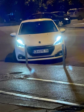 Peugeot 208, снимка 8