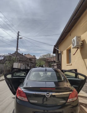 Opel Insignia 1.6 Газ Ръчка 6 скорости , снимка 2