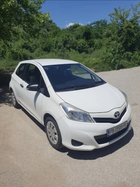 Toyota Yaris 1.0, снимка 11