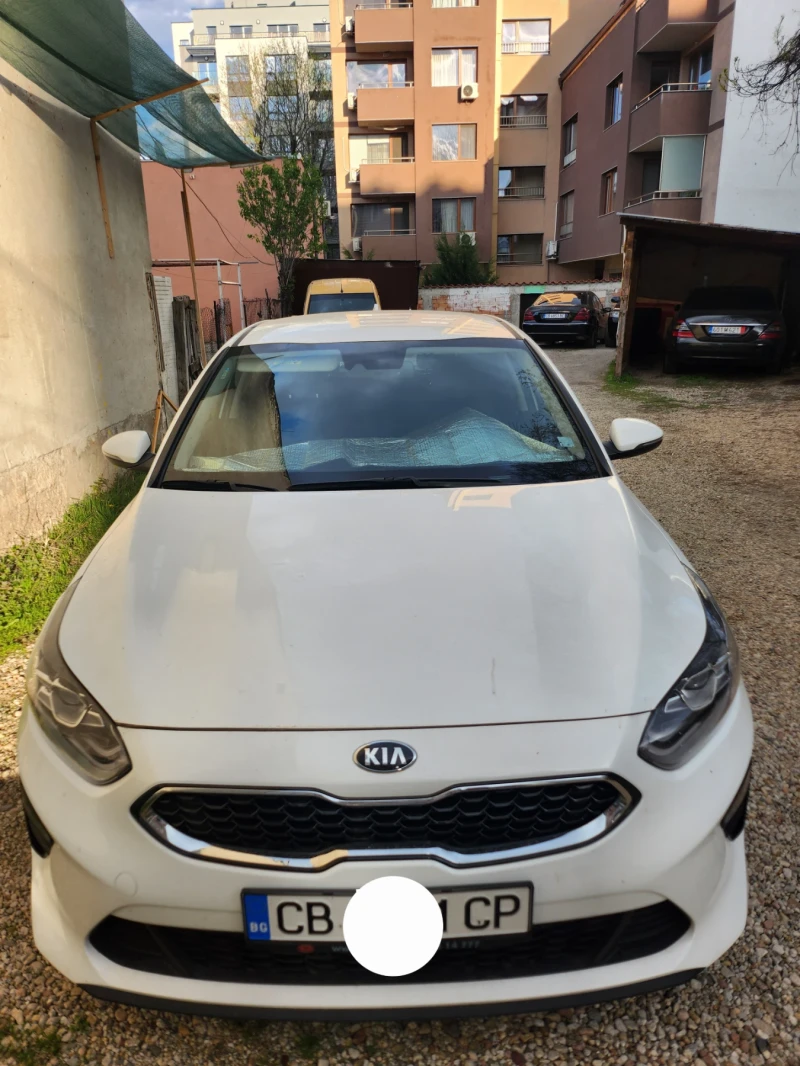 Kia Ceed, снимка 1 - Автомобили и джипове - 47159628