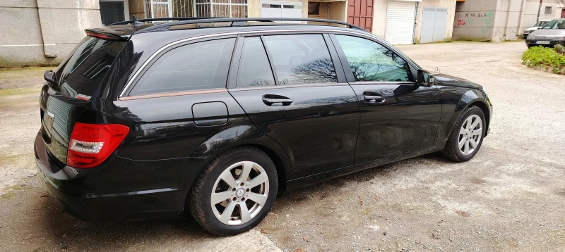 Mercedes-Benz C 200 2.2cdi, снимка 4 - Автомобили и джипове - 48378342