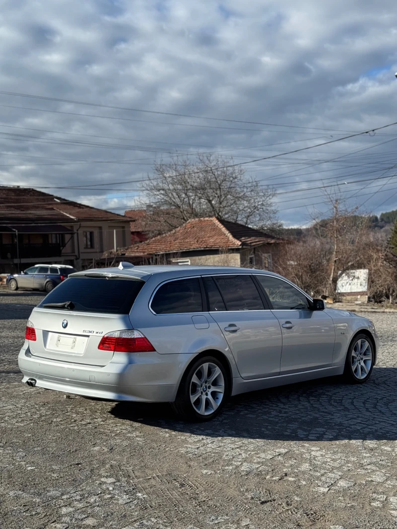 BMW 530 XD LCI, снимка 4 - Автомобили и джипове - 48633371