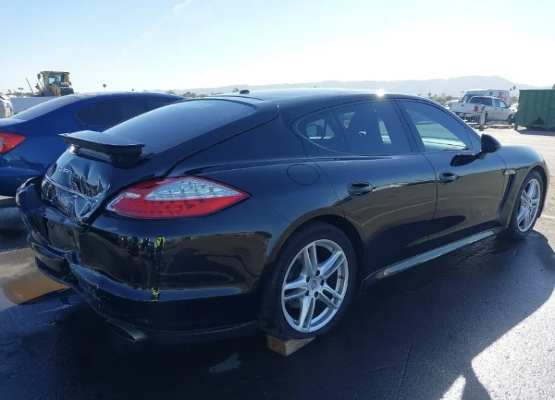 Porsche Panamera, снимка 6 - Автомобили и джипове - 49226753