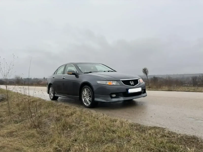 Honda Accord, снимка 2 - Автомобили и джипове - 49392723