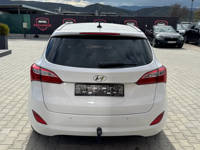 Hyundai I30 1.6CRDI AVTOMAT FULL, снимка 4 - Автомобили и джипове - 50816834