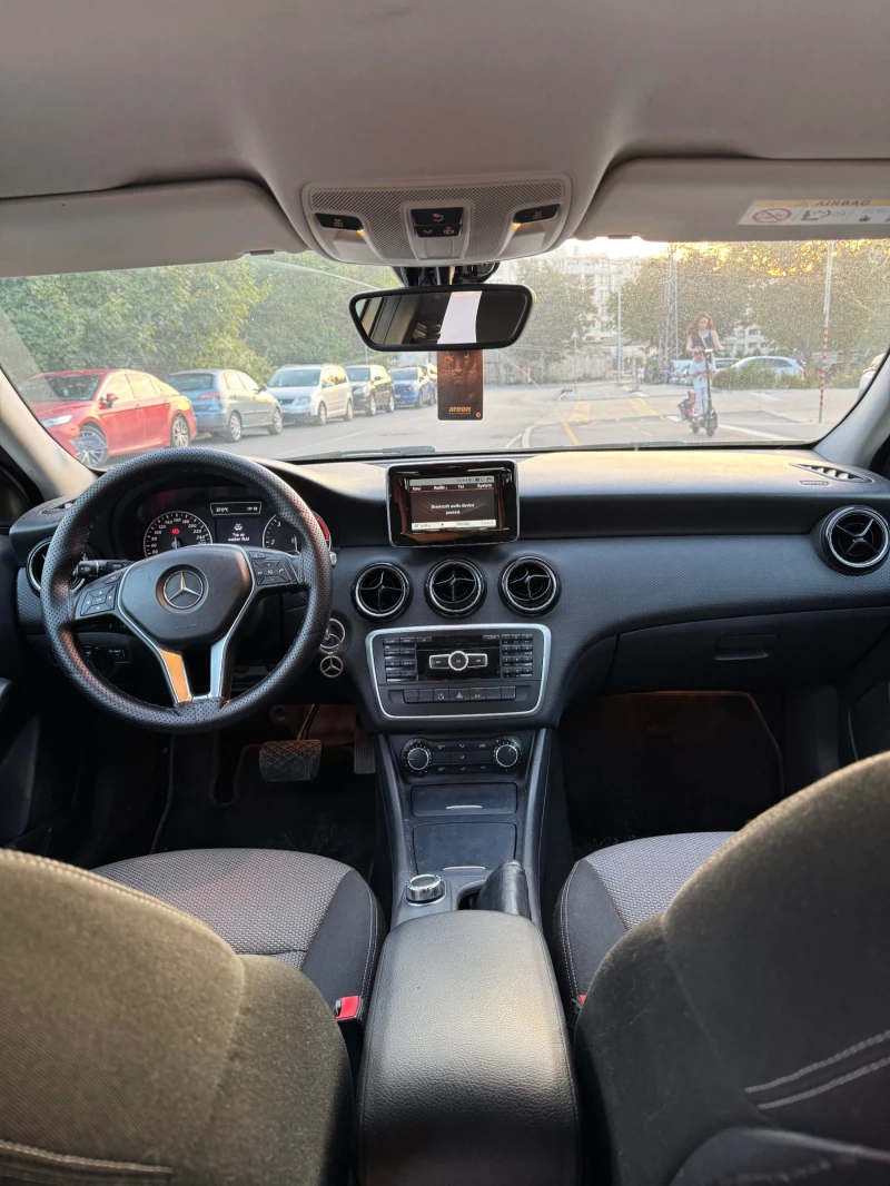 Mercedes-Benz A 180, снимка 7 - Автомобили и джипове - 52724277