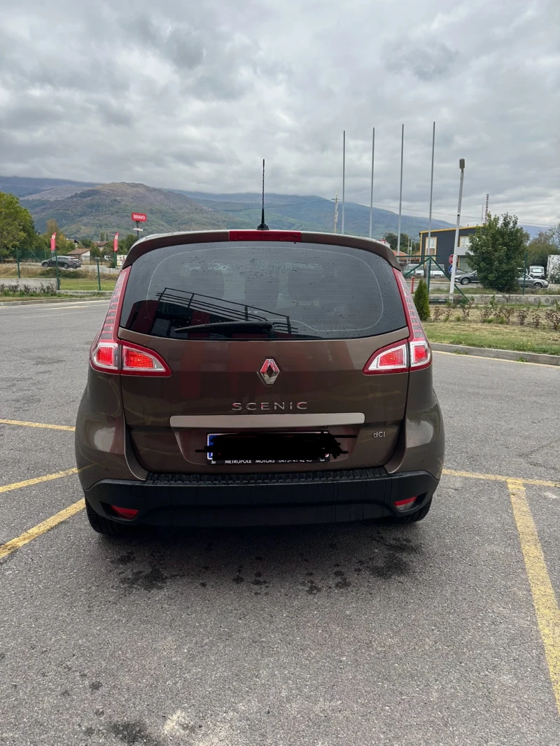 Renault Scenic 1.9, снимка 7 - Автомобили и джипове - 52301287