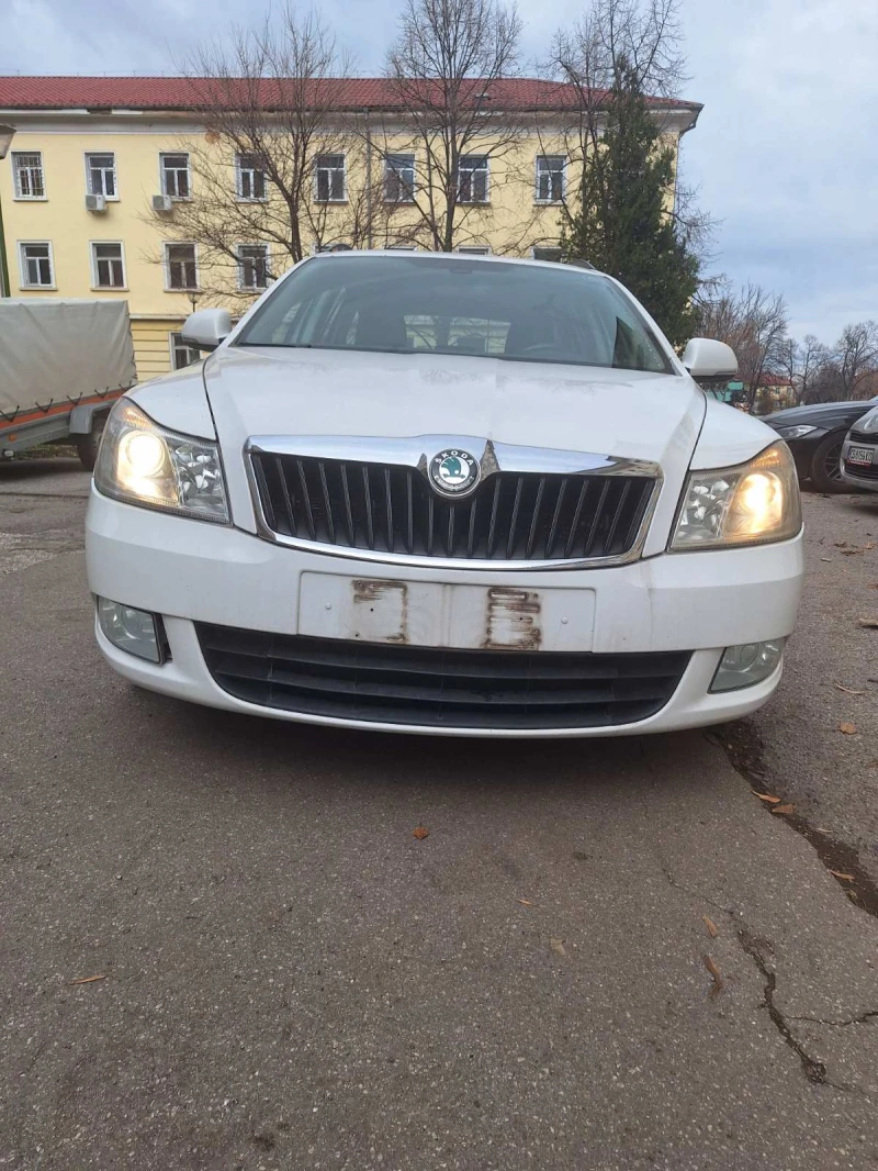 Skoda Octavia 1.6 TDI DSG AUTOMAT , снимка 14 - Автомобили и джипове - 52808106