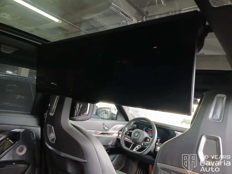 BMW i7 50 eDrive M Sport Paket, снимка 9 - Автомобили и джипове - 52834256