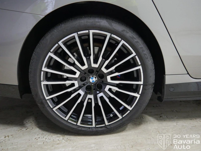 BMW i7 50 eDrive M Sport Paket, снимка 17 - Автомобили и джипове - 52834256