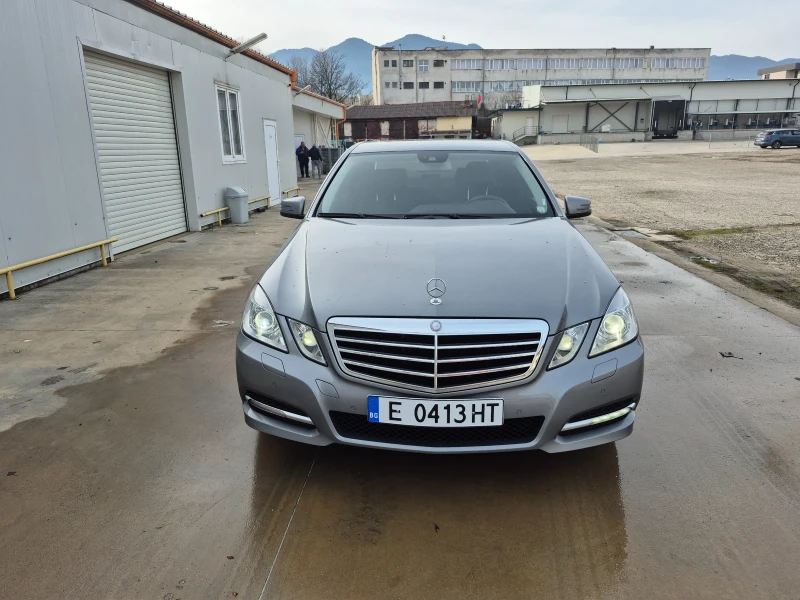 Mercedes-Benz E 350 4 matic FUUL, снимка 3 - Автомобили и джипове - 52838278