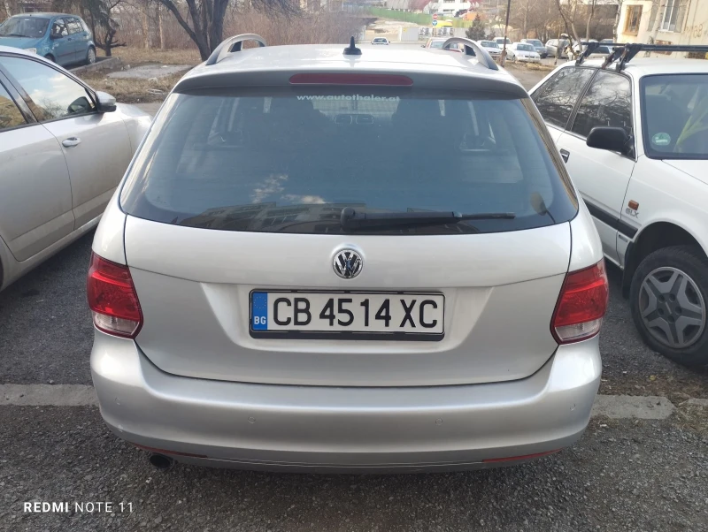VW Golf 1.6 tdi, снимка 8 - Автомобили и джипове - 52955727