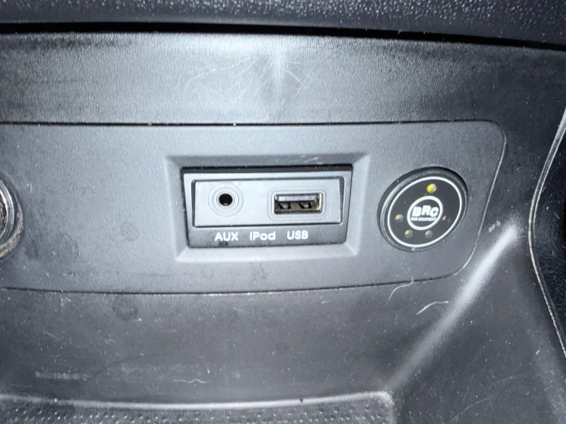 Hyundai I20 ГАЗ-ИНЖ!, снимка 15 - Автомобили и джипове - 53135852