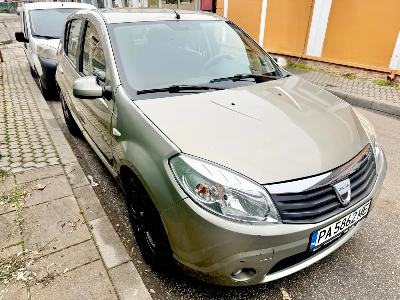 Dacia Sandero 1.4 MPI ТОП!!!, снимка 2 - Автомобили и джипове - 53223769
