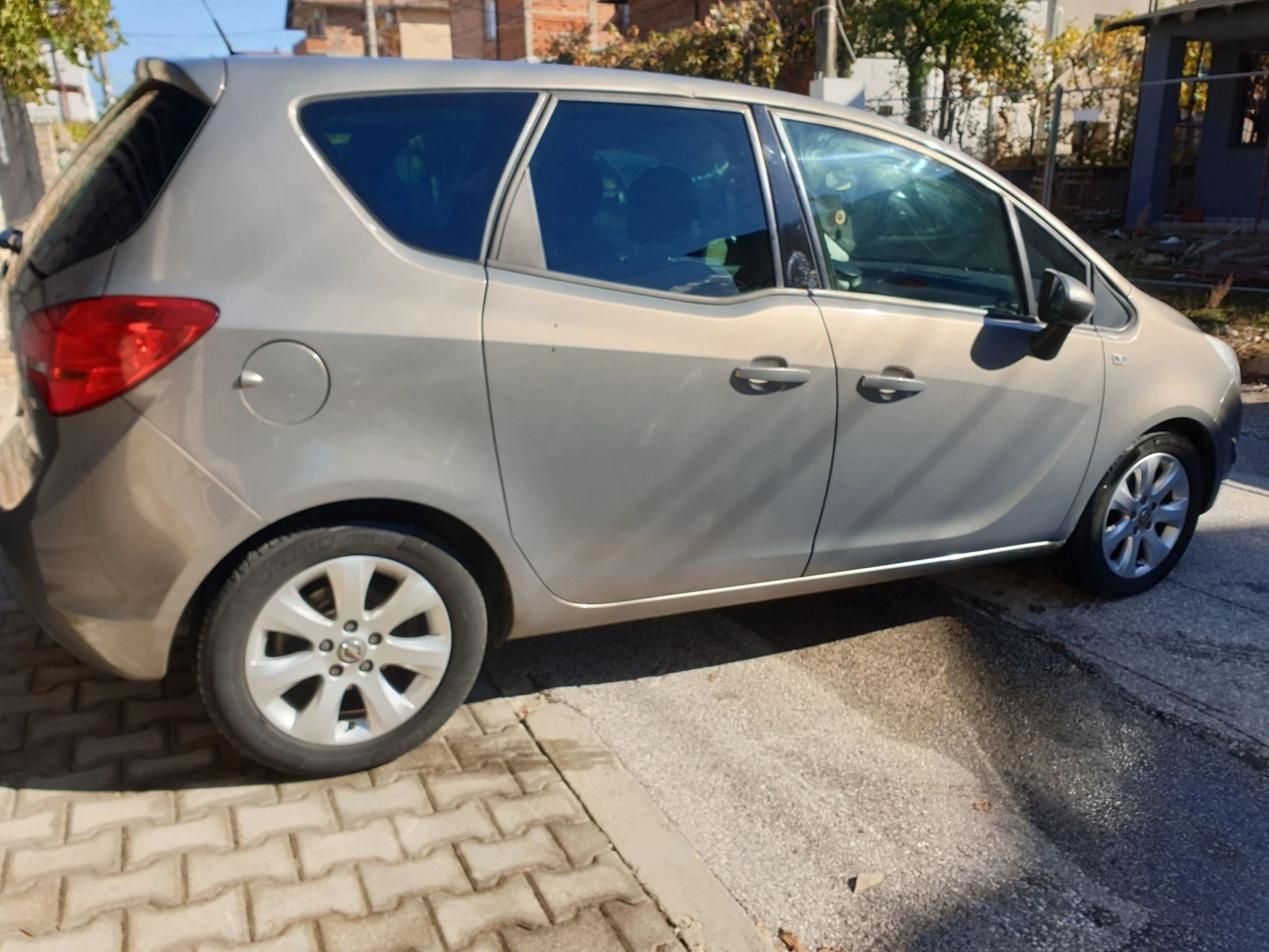 Opel Meriva 1.3cdti 95p.s евро5 ecoflex 149000 - изображение 3